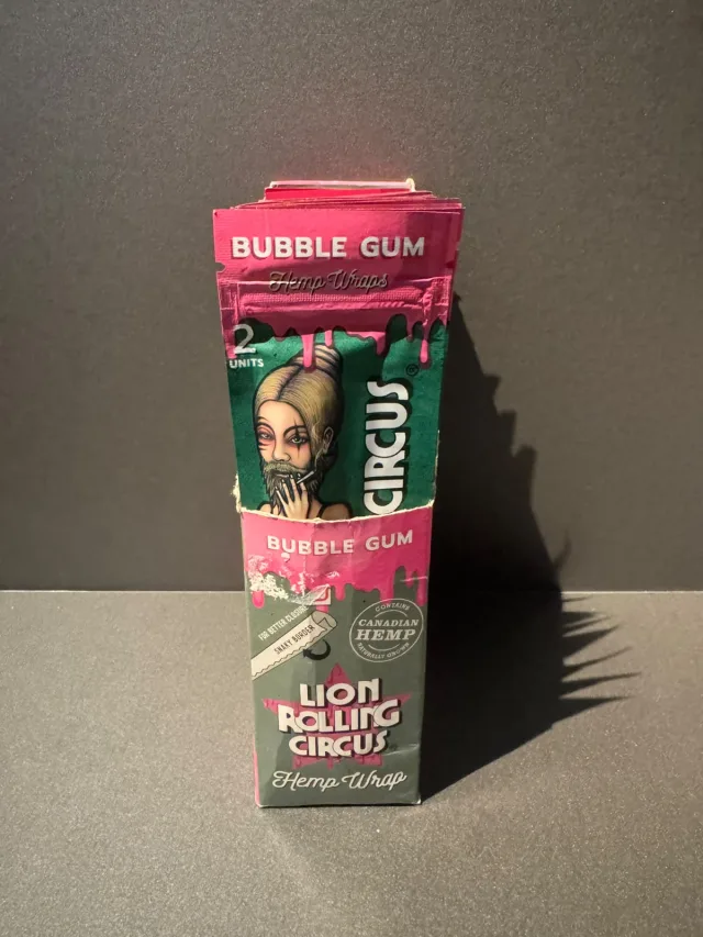 Blunt Lion Rolling Circus Bubble Gum