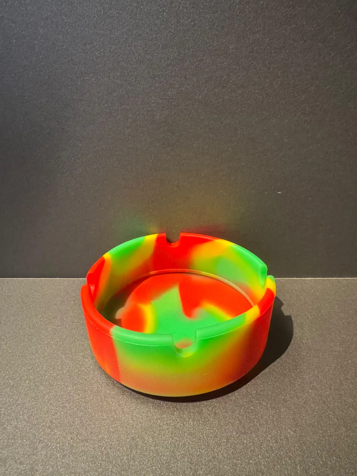 Cinzeiro de Silicone Tie-Dye - Tamanho M