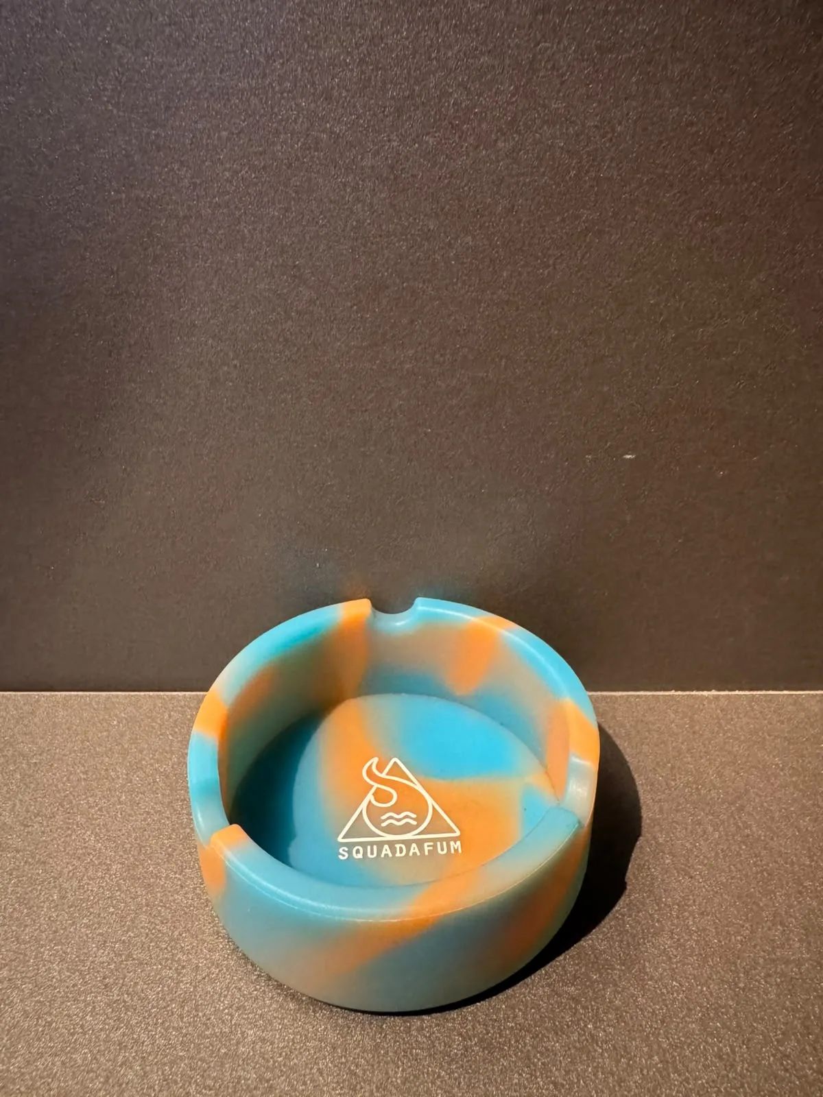 Cinzeiro Squadafum – Azul e Laranja - Tamanho P