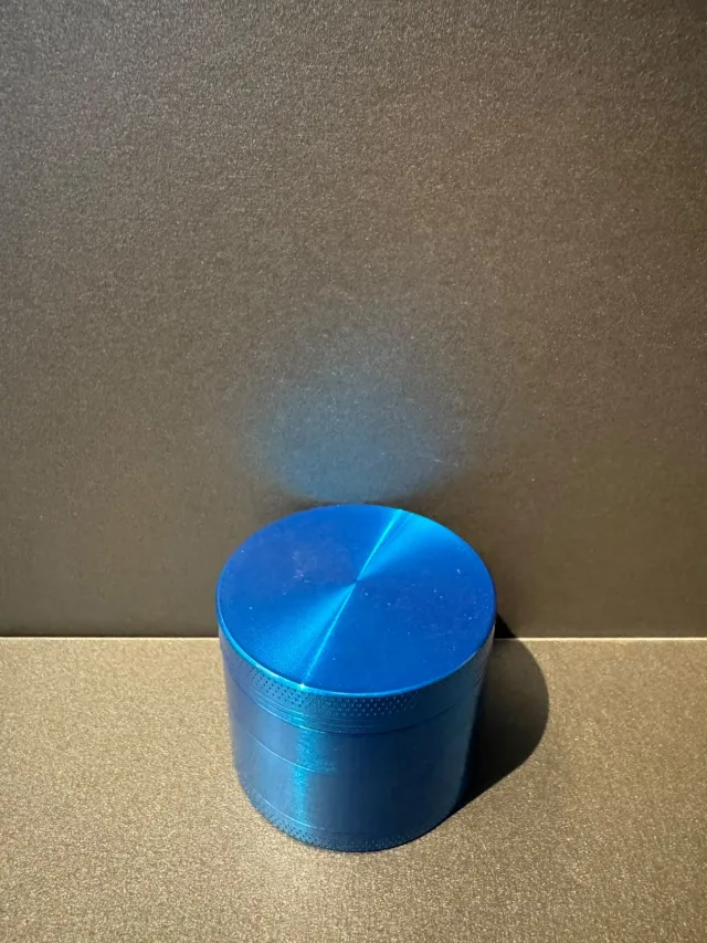 Dichavador de Metal Premium – Azul Metálico 🔹(Médio)