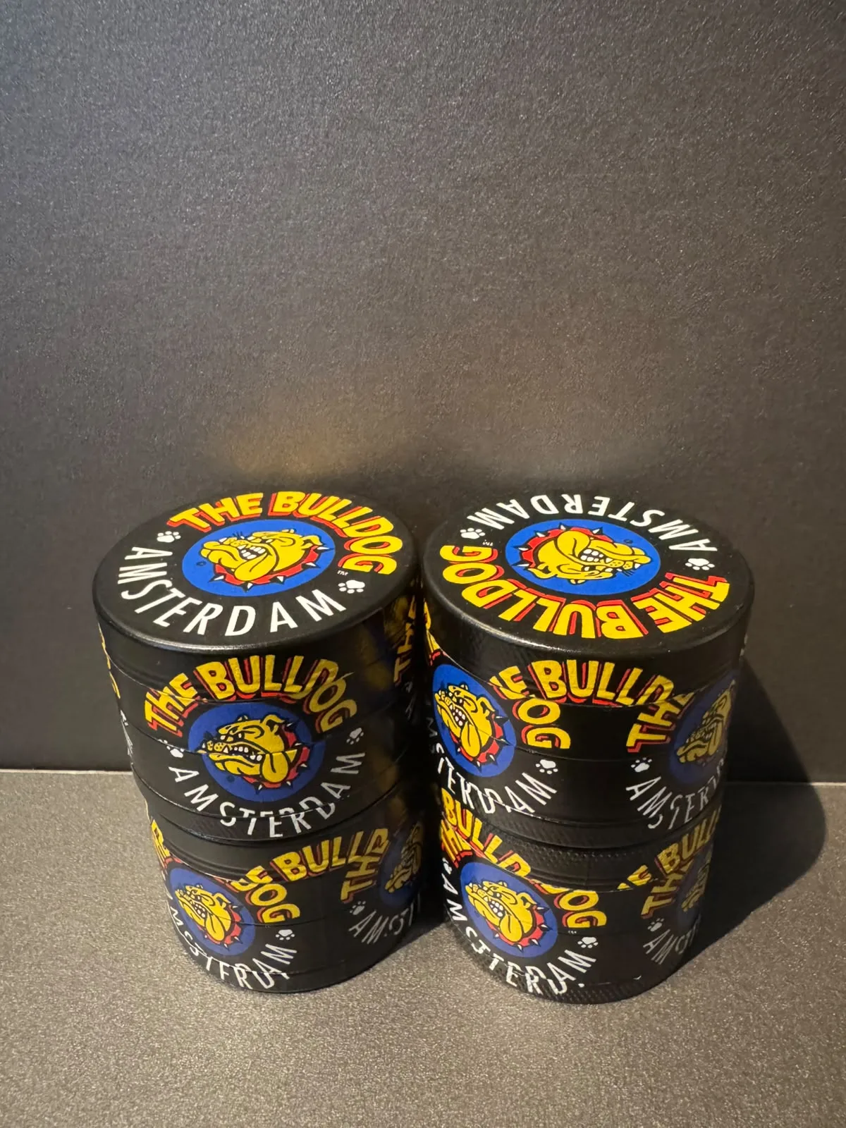 Dichavador de Metal The Bulldog Amsterdam – Premium 🔹(Médio)