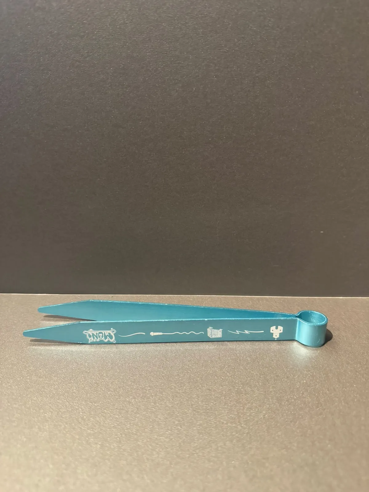 Pegador de Carvão para Narguilé