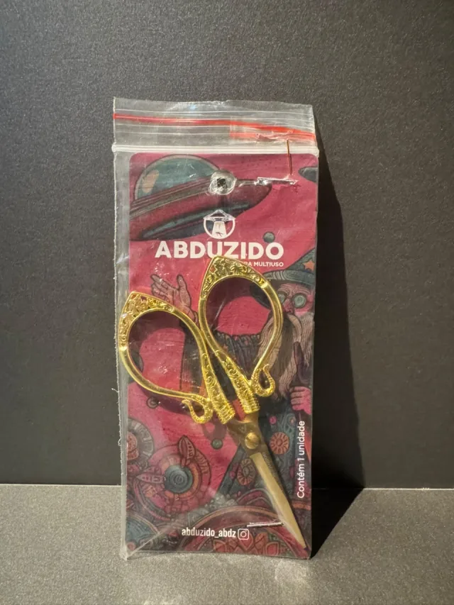 Tesoura Abduzido Premium – Dourada